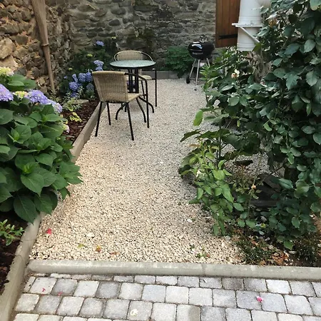 Vakantiehuis Au Rythme De Plume Et Louna Molompize