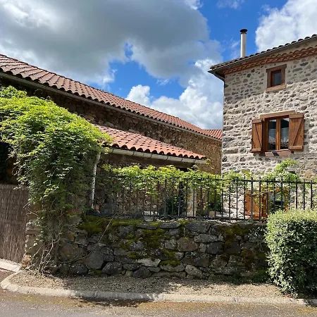 Vakantiehuis Au Rythme De Plume Et Louna Molompize