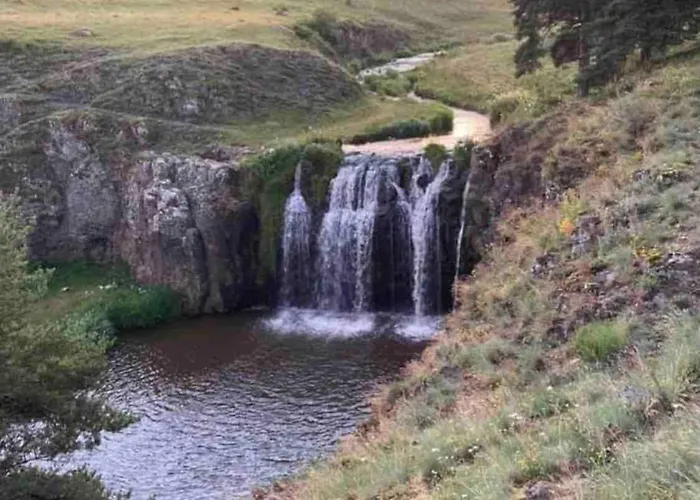 Au Rythme De Plume Et Louna Molompize