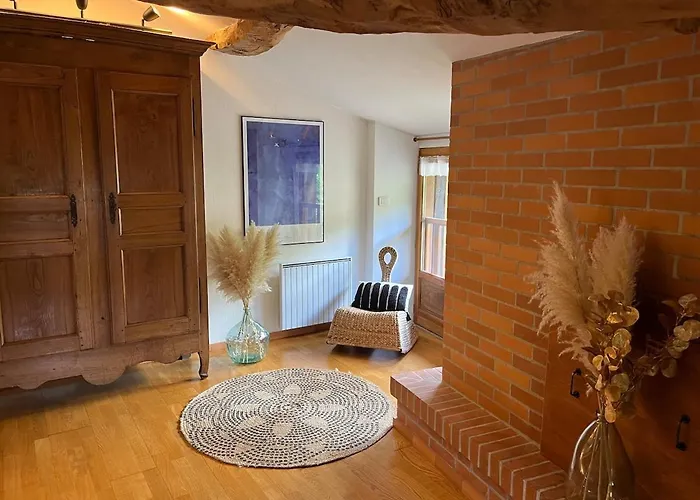 Hébergement de vacances Au Rythme De Plume Et Louna Molompize